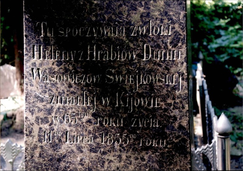 Nagrobek Heleny Świejkowskiej z 1855 r., cmentarz Bajkowa w Kijowie, 2019, fot. B. Gutowski