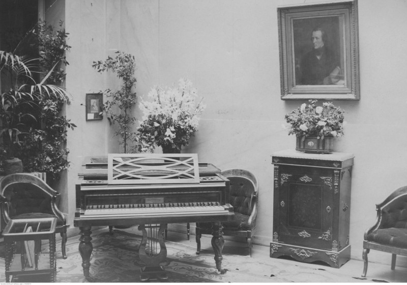 10 -salon-fryderyka-chopina-w-bibliotece-polskiej-w-paryzu-fot -z-bazy-polonikow-dziedzictwo-za-granica
