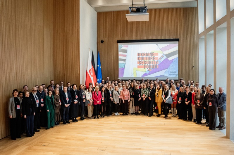 Otwórz galerię (3 fotografii) ukrainian-culture-security-forum-1- 3