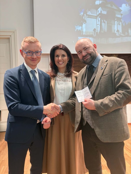 Otwórz zdjęcie Piotr Ługowski laureatem Srebrnej Odznaki - Za opiekę nad zabytkami I Instytut Polonika